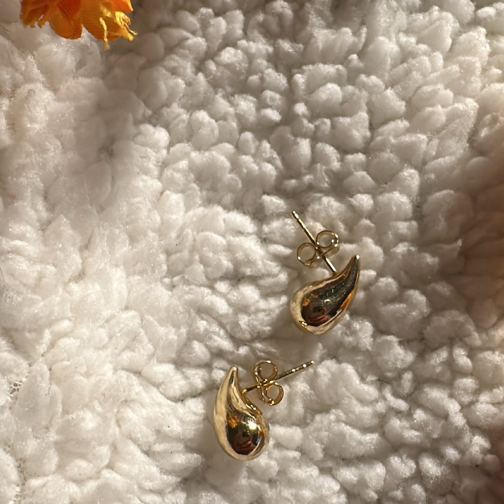 Teardrop Earrings and Ring Set 18 k Solid Gold - Picture 8 of 17